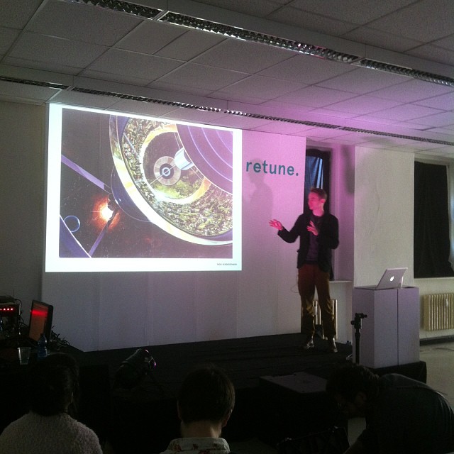Sascha Pohlflepp kicking it off with science fiction #retune13